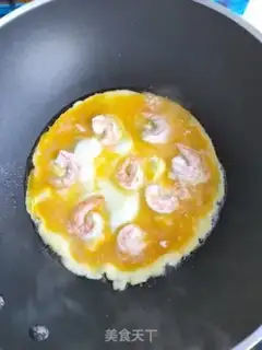 Make Shrimp and eggs step 6