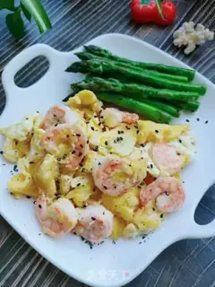 Make Shrimp and eggs step 11