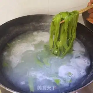 Make Tomato spinach noodles step 5