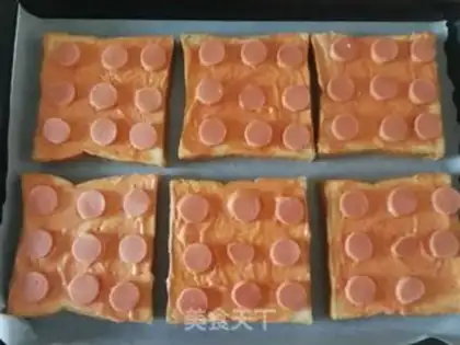 Make Ham sausage mango pizza step 8