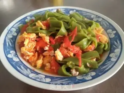 Make Tomato spinach noodles step 8