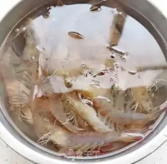 Make Shrimp fried eggs step 0