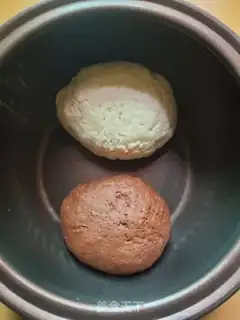 Make Double-coloured cutter step 5