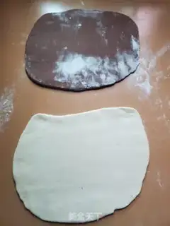 Make Double-coloured cutter step 7