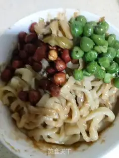 Make Hot dry noodles step 5