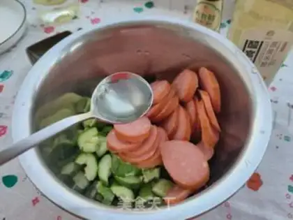 Make Cucumber sausage step 3