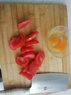 Make Tomato fried the mushrooms step 1