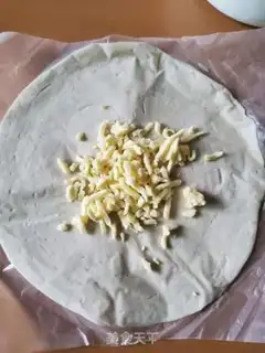 Make Hand-to-hand wrinkled potato cheese step 3