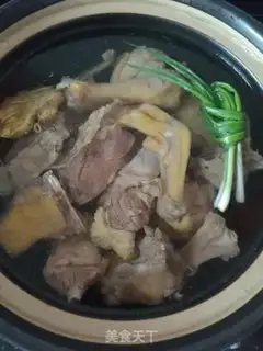 Make Autumn Pork soup step 3