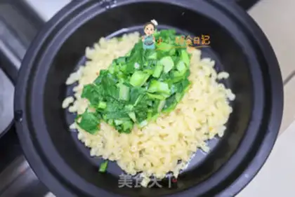 Make Tomato sauce pasta step 7