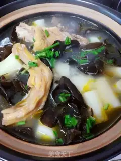 Make Autumn Pork soup step 7