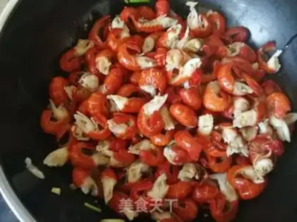 Make Spicy beer, lobster tail step 4