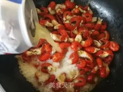 Make Spicy beer, lobster tail step 6