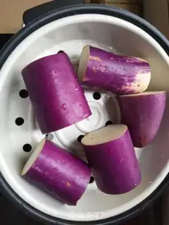 Make Onion cheese step 0