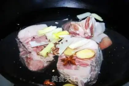 Make Garlic white meat step 1