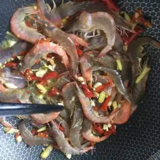 Make Spicy shrimp step 4