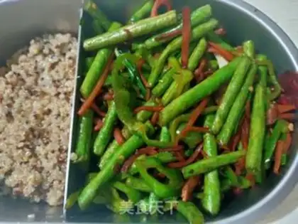 Make Beans and carrots step 4