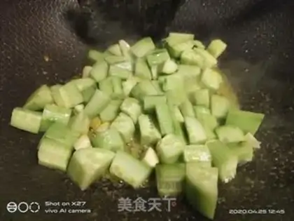 Make cucumber shrimp step 2
