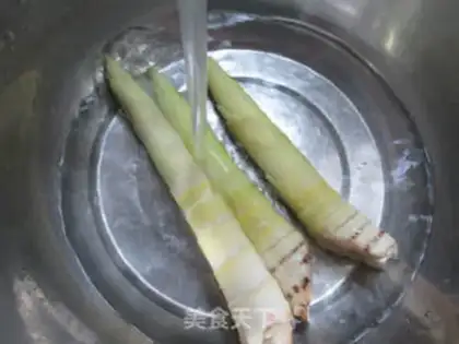 Make Peanut rice chops step 1