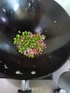 Make Bacon egg fried rice step 2