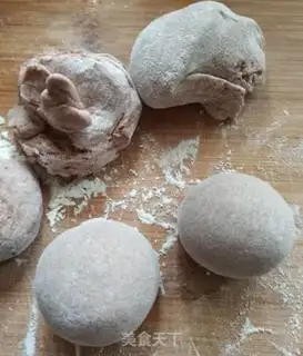 Make Black wheat buns step 3