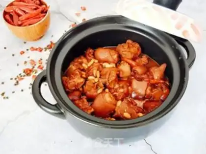 Make Soybean pig hoof step 10