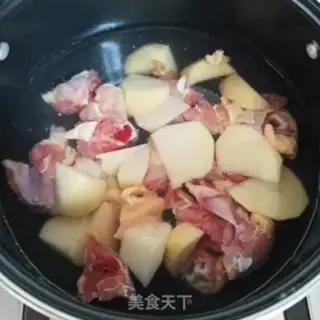 Make Potato chicken roll step 1