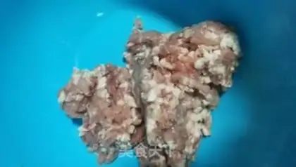 Make Pork dumplings step 2