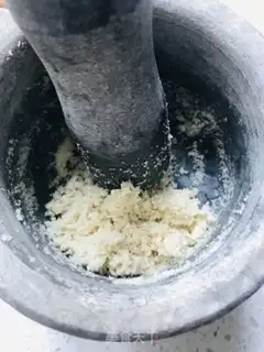 Make Sesame peanut waffles step 4