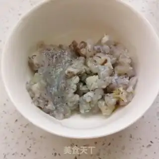 Make Crystal shrimp dumplings step 1