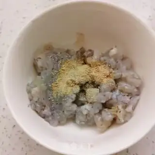 Make Crystal shrimp dumplings step 2