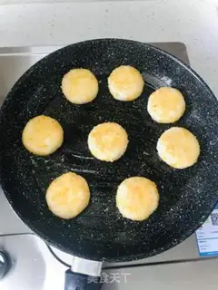 Make Sesame peanut waffles step 14