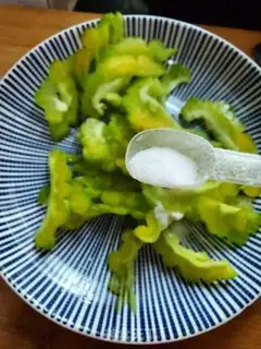 Make Frozen eggs step 3