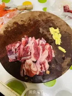 Make Tomato oxen step 0