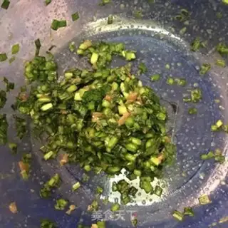 Make Cream and eggs stand step 0