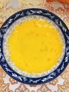 Make Toast eggs step 1