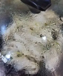 Make Tea and pepper saline step 11