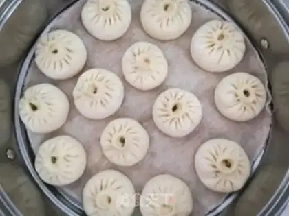 Make A cabbage bun step 6