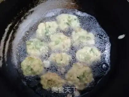 Make Roachballs step 7