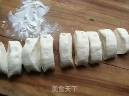 Make Cream eggs and tofu pie step 6