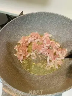 Make Wood bean dry meat step 1