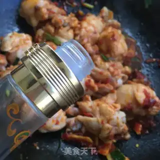Make Spicy chicken-leg soup step 7