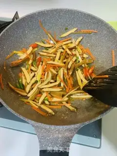 Make Wood bean dry meat step 7