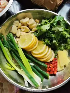 Make Lemon chicken claws step 1
