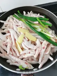 Make Lemon chicken claws step 2