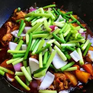 Make Spicy chicken-leg soup step 13