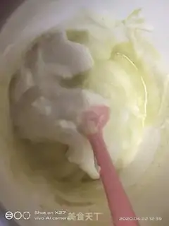 Make A spinach cake roll step 4