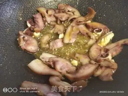 Make Pilgrim fried pig ears step 0