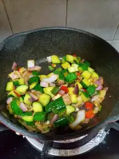 Make Chicken gravy step 9
