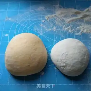 Make Pumpkin double rolls step 0